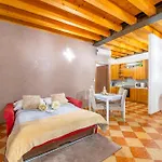Bed & Breakfast Arena Mazzini Centro