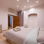 Arena Mazzini Centro Bed & Breakfast 3*