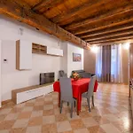 Arena Mazzini Centro Bed & Breakfast 3*