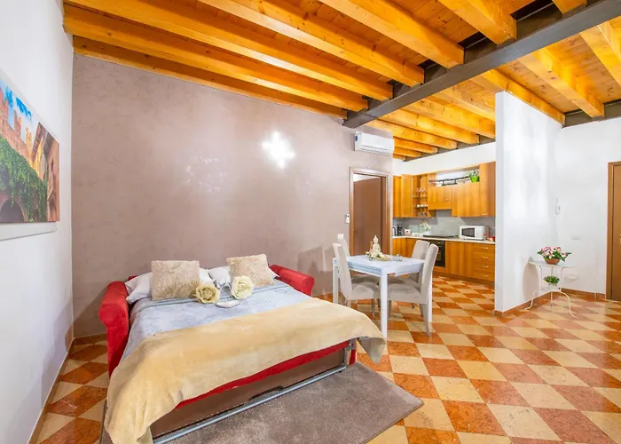 Bed & Breakfast Arena Mazzini Centro