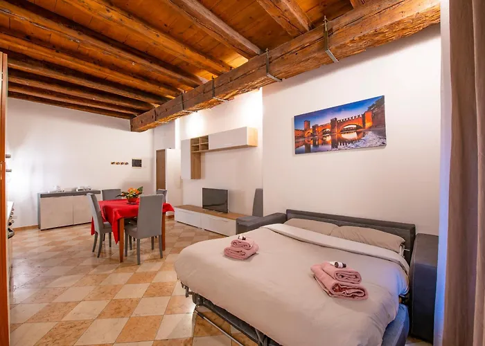Bed & Breakfast Arena Mazzini Centro Verona