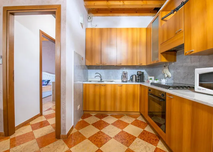 Arena Mazzini Centro Bed & Breakfast Verona